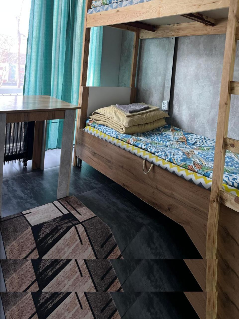 Hostel Del Luna Almati Kültér fotó